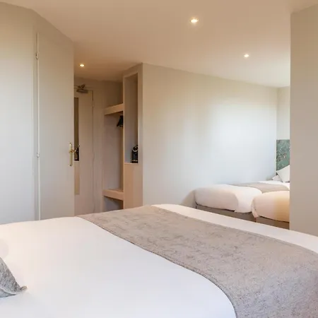 Отель The Originals Boutique, Porte De Dieppe 3*