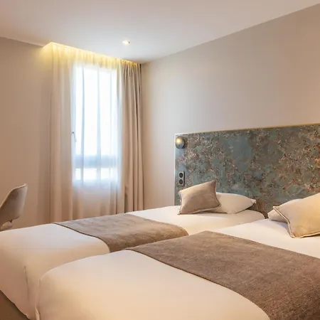 Hotel The Originals Boutique, Porte De Dieppe 3*