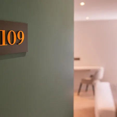 The Originals Boutique, Porte De Dieppe מלון