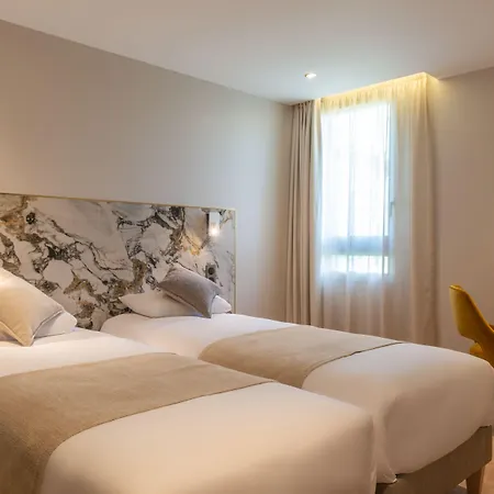 Hotel The Originals Boutique, Porte De Dieppe 3*