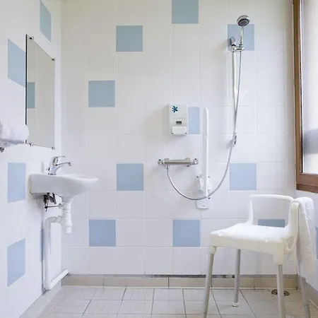 The Originals Boutique, Porte De Dieppe 3*