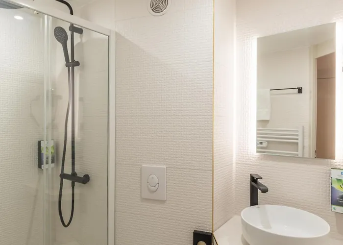 Hotel The Originals Boutique, Porte De Dieppe