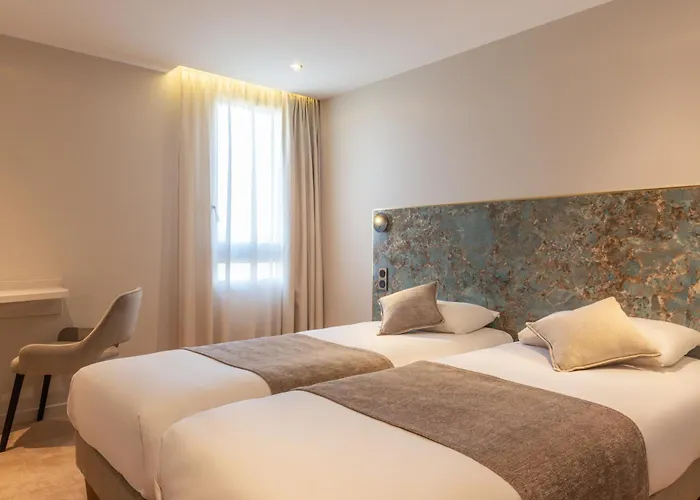 Hotel The Originals Boutique, Porte De Dieppe 3*