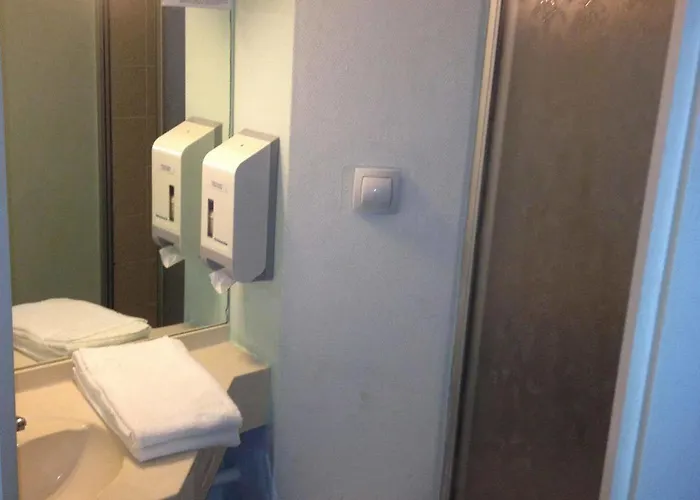 The Originals Boutique, Porte De Dieppe Hotel 3*