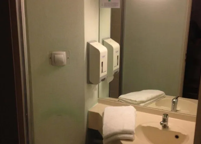 Hotel The Originals Boutique, Porte De Dieppe