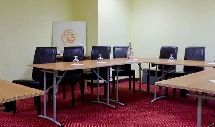 The Originals Boutique, Porte De Dieppe Hotel